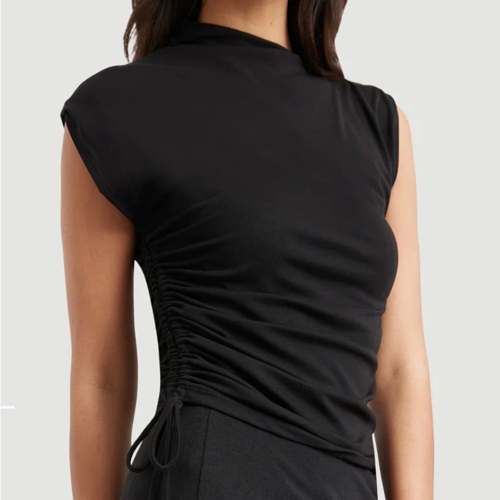 Modern Citizen Jocelyn Asymmetrical Tee